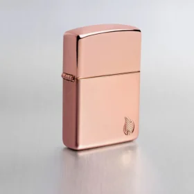 Armor® con finitura lucida in oro rosa e motivo a fiamma