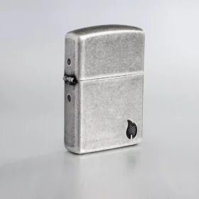 Armor® con motivo della fiamma in argento anticato