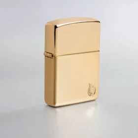 Armor® High Polish Brass con motivo a fiamma
