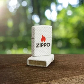 Design a pallina da golf zippo