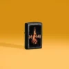 Design “Burning Violin” dei Def Leppard Design “Burning Violin” dei Def Leppard