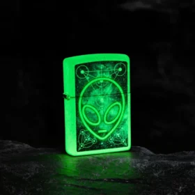Design con alieno luminoso