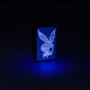 Design con coniglio Playboy sotto luce nera Design con coniglio Playboy sotto luce nera