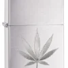 Design con foglia di marijuana cromata Design con foglia di marijuana cromata
