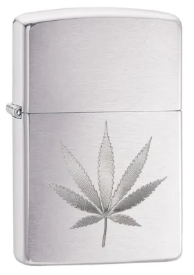 Design con foglia di marijuana cromata