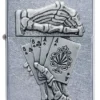 Design con l’emblema della “Mano del Morto” Design con l’emblema della “Mano del Morto”