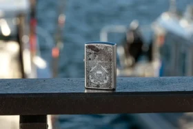 Design con lo stemma della Guardia Costiera degli Stati Uniti