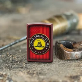 Design con lo stemma “Dont Tread on Me®”