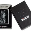Design “Shadow Wolf” di Lindsay Kivi