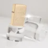 Design Zippo con filigrana a vortici Design Zippo con filigrana a vortici