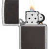 Emblema in pelle marrone