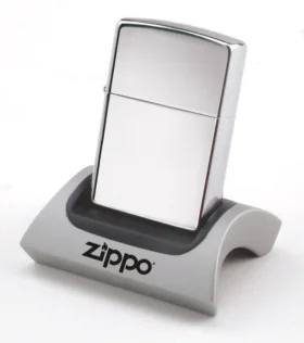 Espositore magnetico per accendini