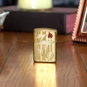 Logo astratto Armor® in High Polish Brass