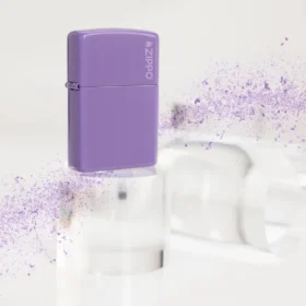 Logo Zippo Classic color lavanda fumé