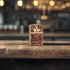 Queen of Bud: design appassionato con rosa e corona