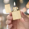 Set regalo con vassoio per rollare e accendini