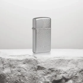 Zippo Slim® con design a pois